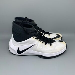 Nike‎ Zoom Out Clear Out Basketball Shoes 844372-001 Men’s Sz 10.5